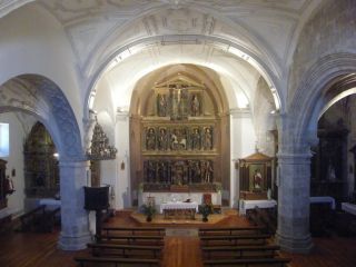 Interior de la iglesia de Santiago en 2013