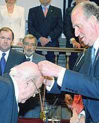 Imposici�n del premio Cervantes 2002